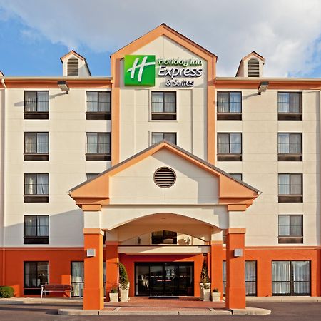 Holiday Inn Express Hotel & Suites Meadowlands Area By Ihg Carlstadt Exterior foto